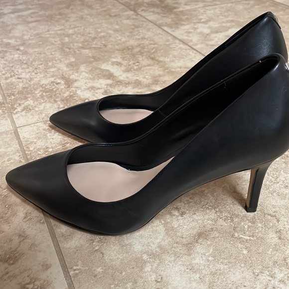 Aldo black pointy toed high heels - NWOT - Picture 2 of 6